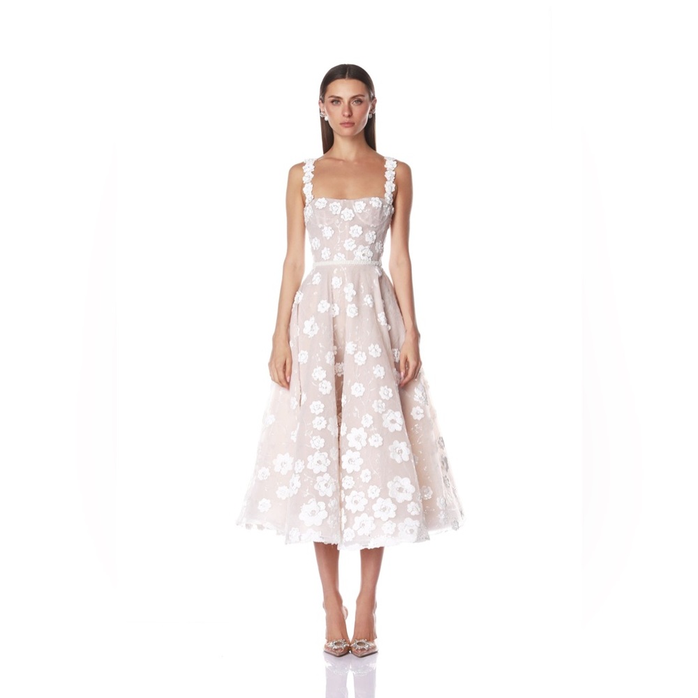 NWOT BRONX AND BANCO Mademoiselle Embroidered White Floral Midi Bridal Dress - Picture 1 of 16